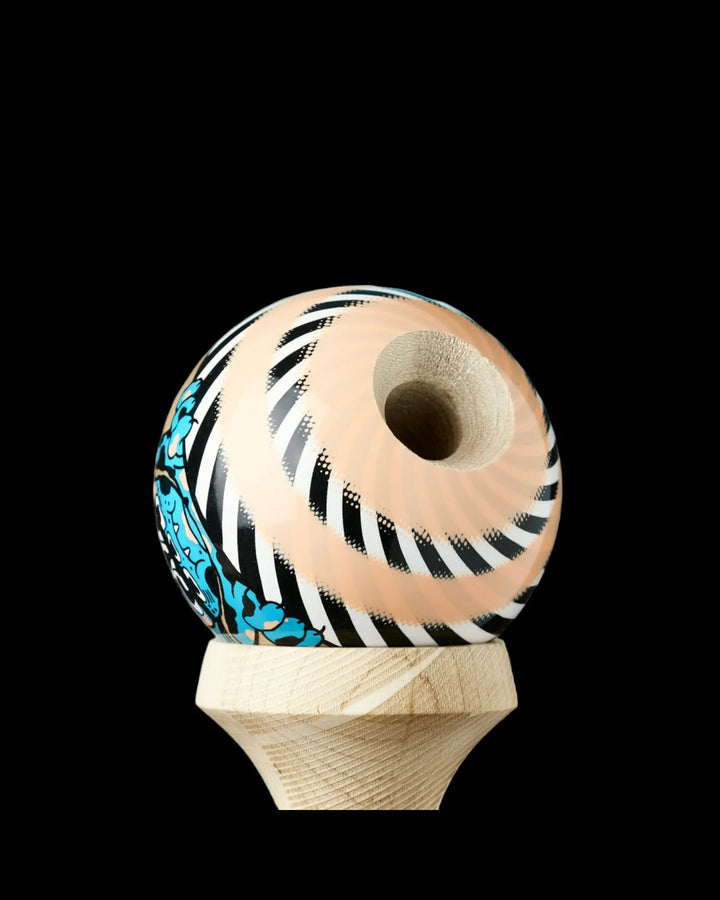 Zoggy 'n Moggy - Mog Woz ere Kendama KROM Kendama   