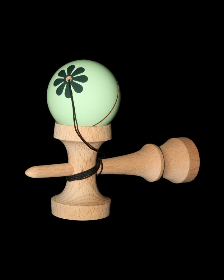 KIN Kendama BASE MINT - Complete - 6
