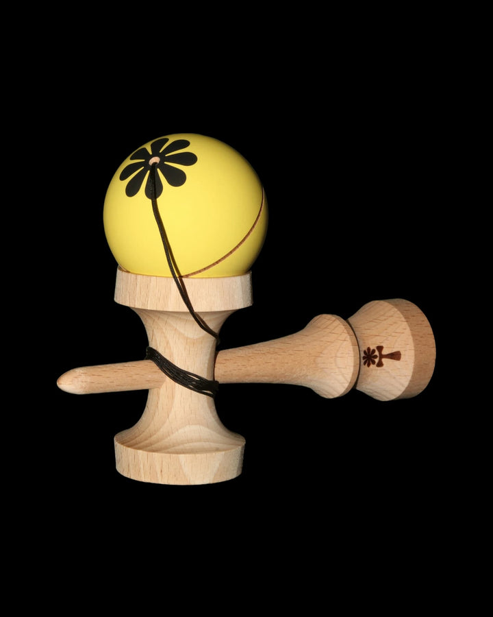 KIN Kendama BASE YELLOW - Complete - 6
